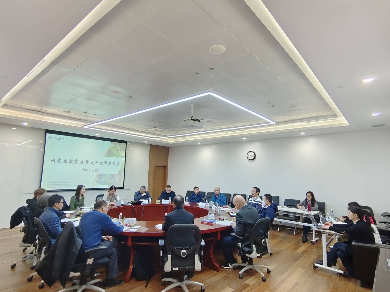 1677630913816096857.jpg 1677630913816096857.jpg