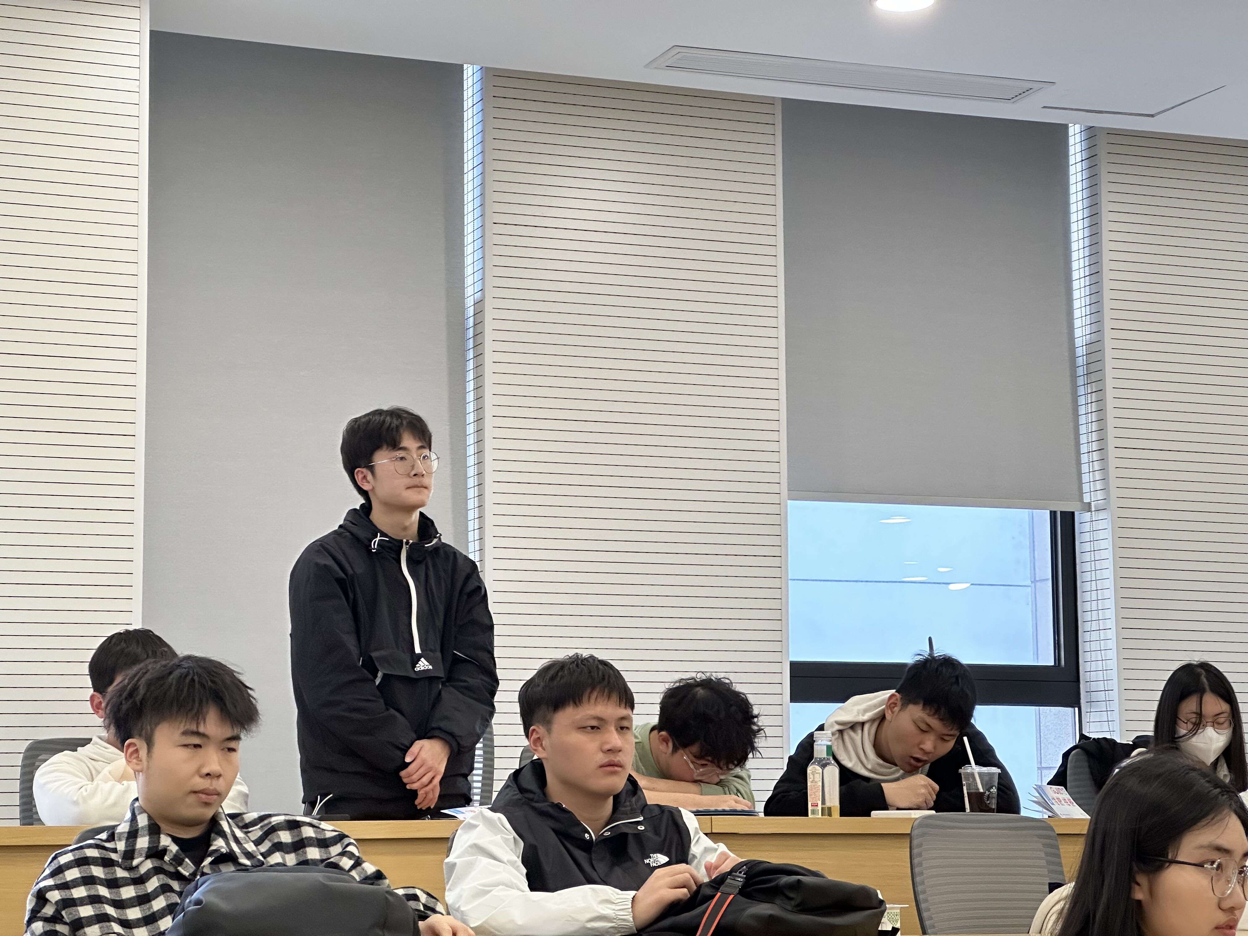 1679214973169004672.jpg 1679214973169004672.jpg